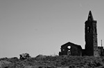 chiesa in bianco e nero