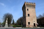 Torre