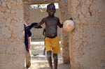 il bambino e il pallone