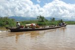 boat along Inle lake