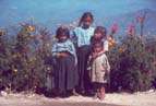 bambini nepalesi